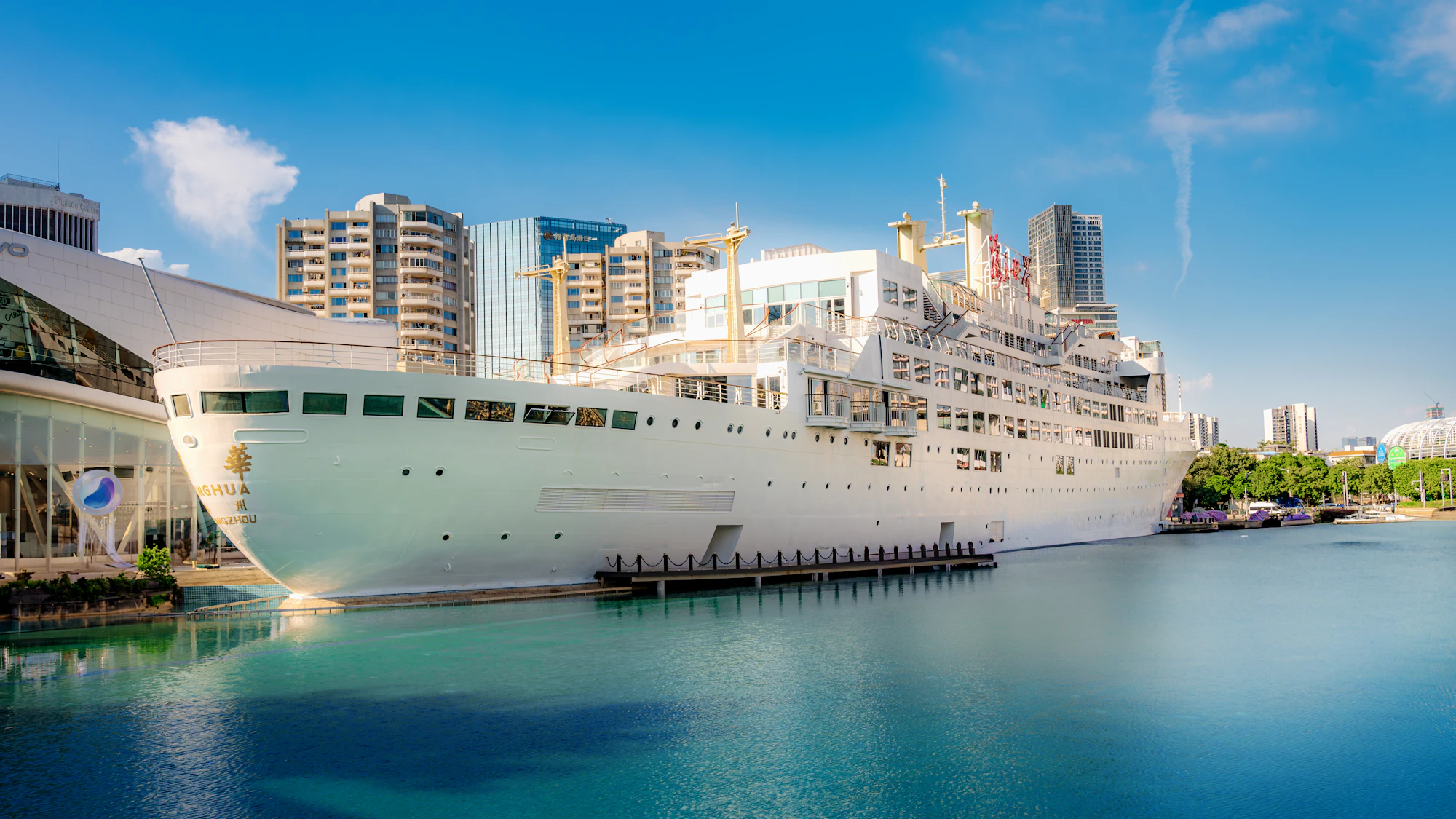 Cruise Gratuities Explained: What UK Passengers Need to Know