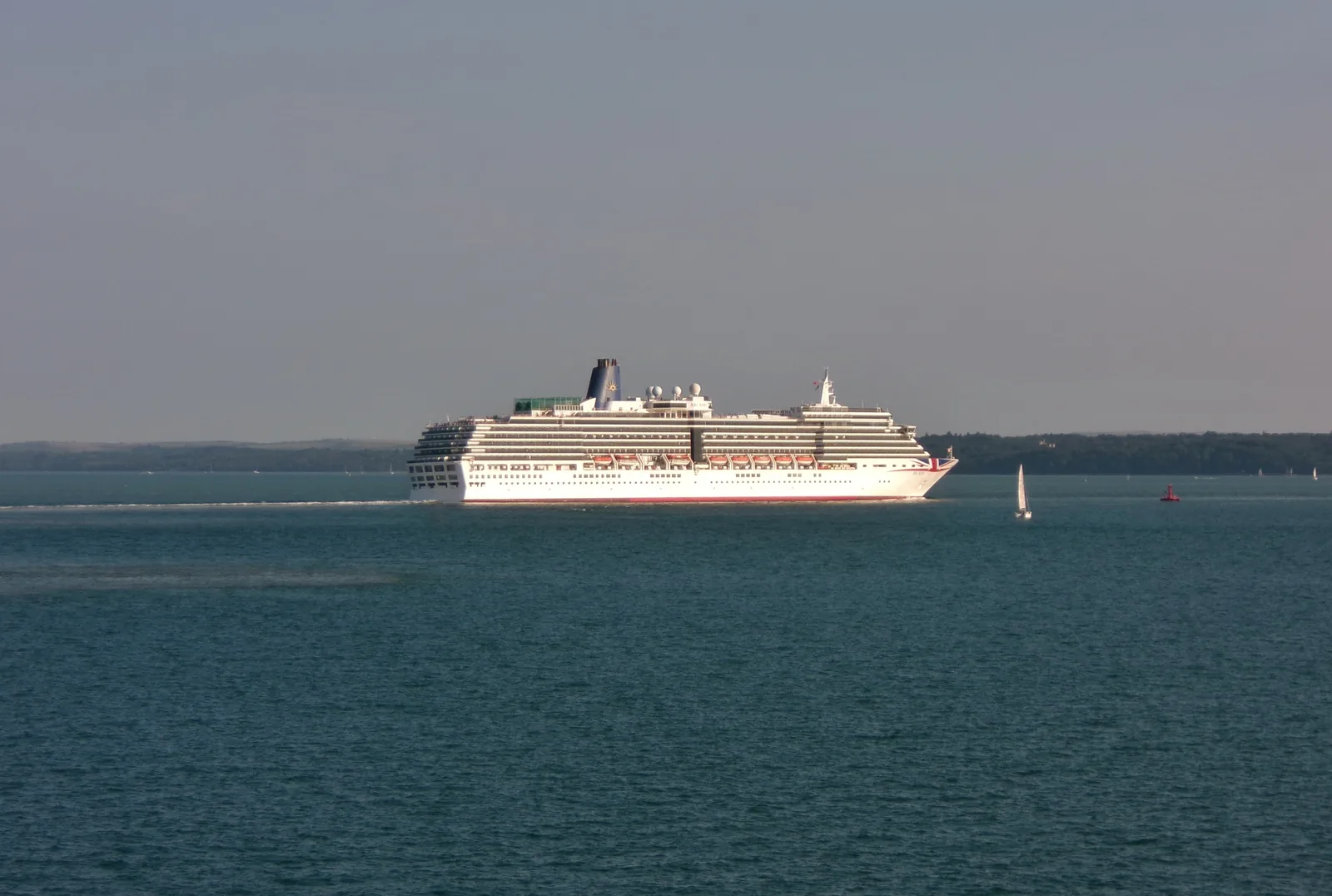 P&O's Arcadia underway in the Solent